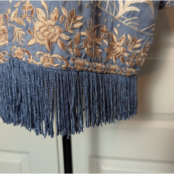 Soft Surroundings Size S/M Hidden Garden Fringe Blue Cream Embroidered Kimono - Picture 6 of 11